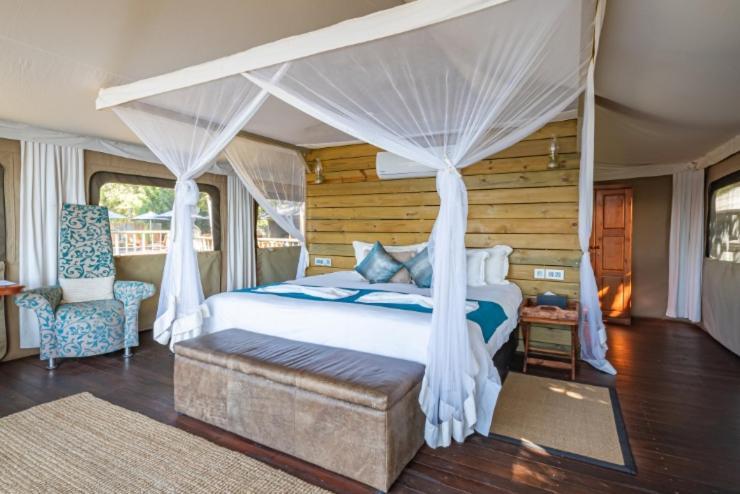 Отель Jackalberry Chobe Касане Экстерьер фото