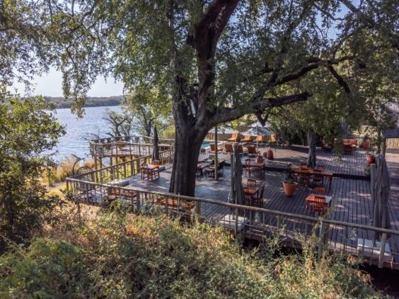 Отель Jackalberry Chobe Касане Экстерьер фото